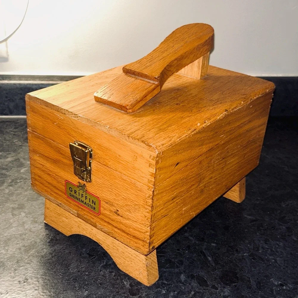 Vintage Griffin Shinemaster Wooden Shoe Shine Box • Mid Century Oak  Box Decor